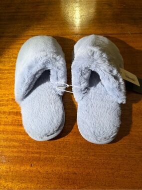 Cozy Plush Slippers - Light Blue